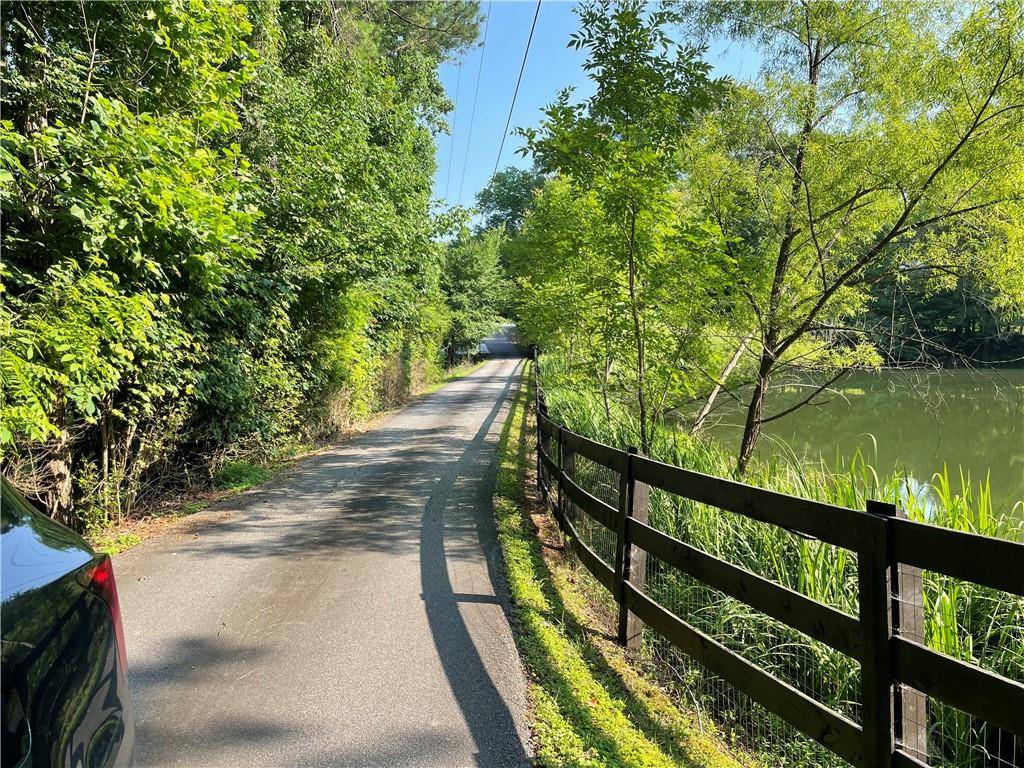 13 Wentercress DR NW, Cartersville, GA 30120