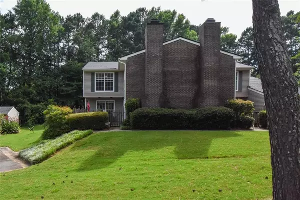 Marietta, GA 30008,557 PICKETTS BEND CT