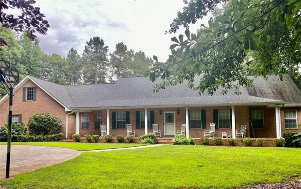 312 Hidden Lakes TRL, Jefferson, GA 30549