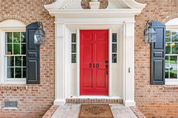 Roswell, GA 30076,210 Hollyridge WAY