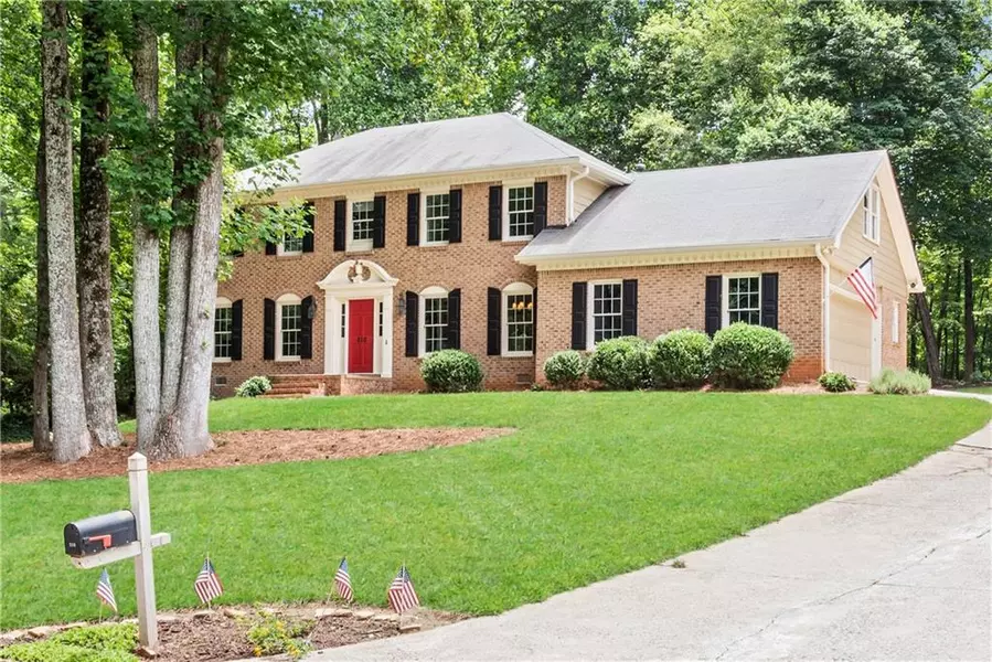 210 Hollyridge WAY, Roswell, GA 30076