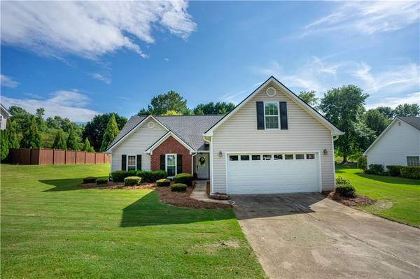 6069 Devonshire DR, Flowery Branch, GA 30542