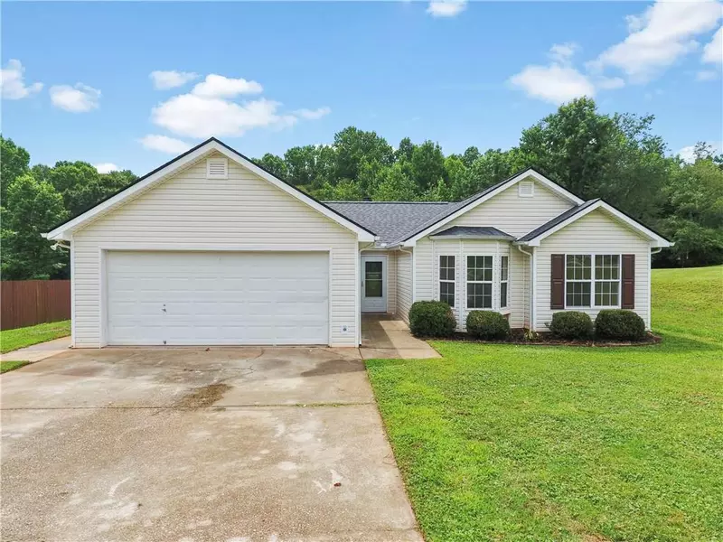 4518 Turning Leaf DR, Gillsville, GA 30543