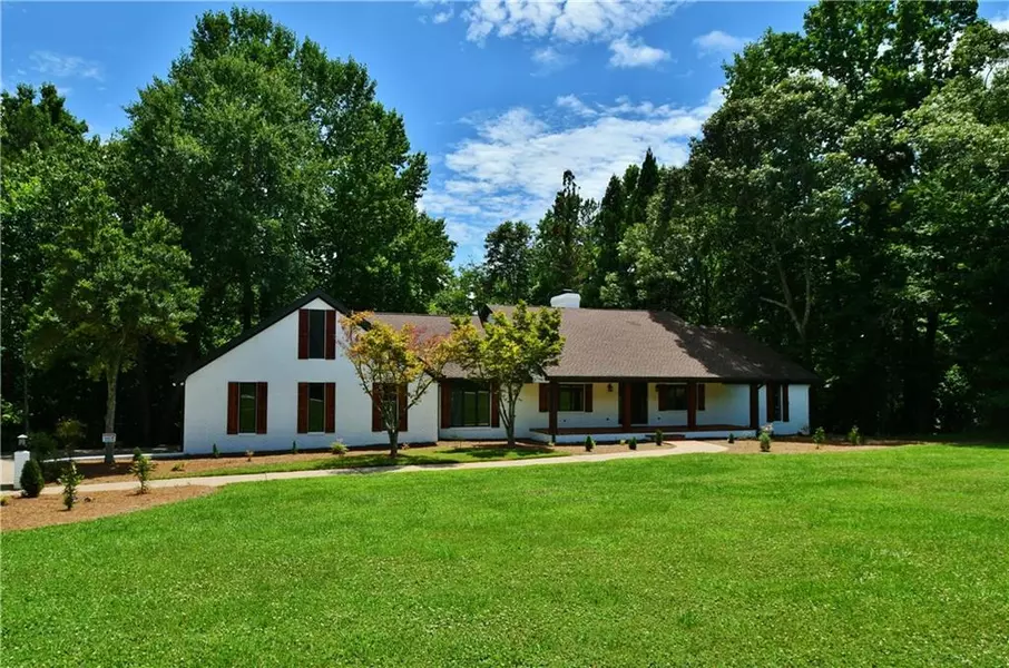 3525 Greystone RD, Gainesville, GA 30506