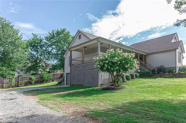 Braselton, GA 30517,5606 Tranquility DR