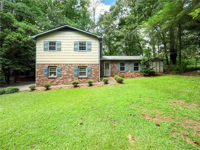 149 Jousters LN, Lawrenceville, GA 30044