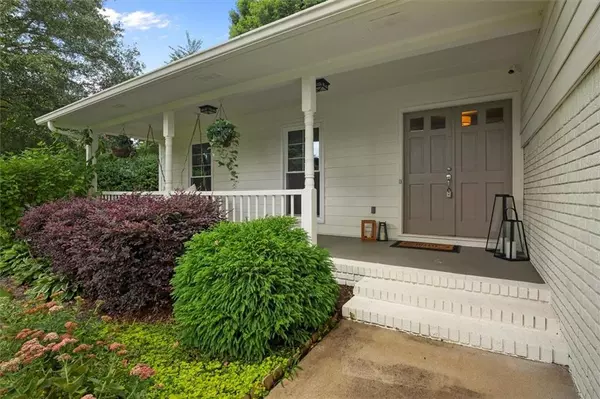 Dunwoody, GA 30360,2540 Windwood Court