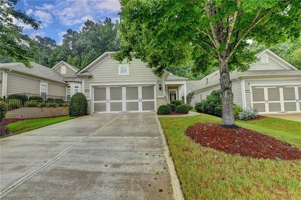 6306 Scenic View DR, Hoschton, GA 30548