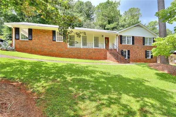 2323 Cambridge ST, Snellville, GA 30078