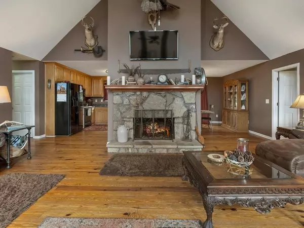 Woodstock, GA 30188,300 01 Reece TRL