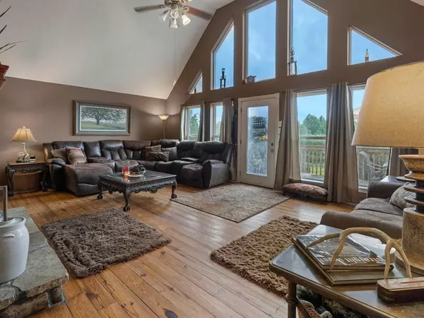 Woodstock, GA 30188,300 01 Reece TRL