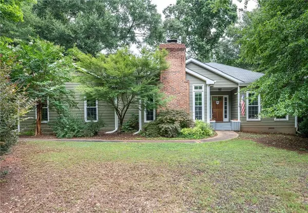 1041 Friar RD, Watkinsville, GA 30677