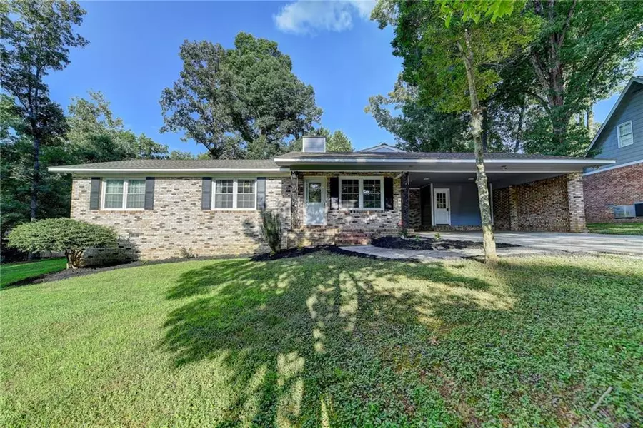 3321 Partridge LN, Gainesville, GA 30506