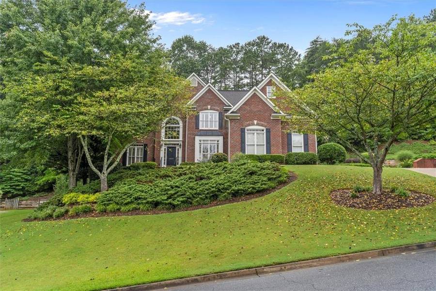 2037 Fairway Crossing DR, Woodstock, GA 30188