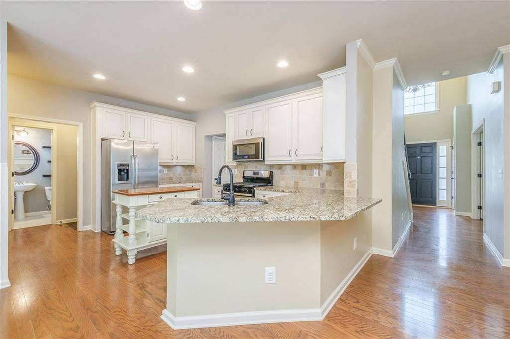 Alpharetta, GA 30022,10545 WINDSOR PARK DR