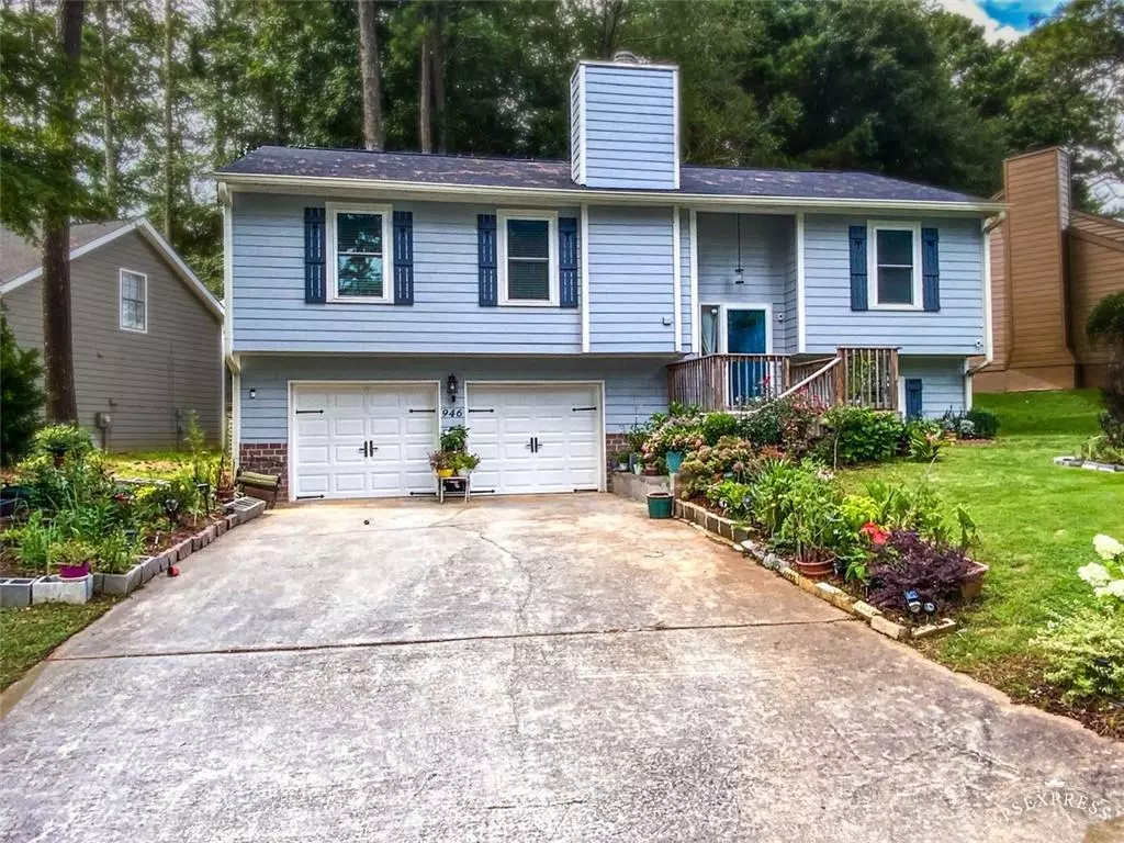 Stone Mountain, GA 30088,946 LAKE WATCH DR