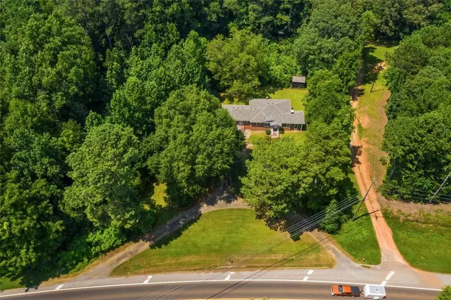 8727 Cumming HWY, Canton, GA 30115