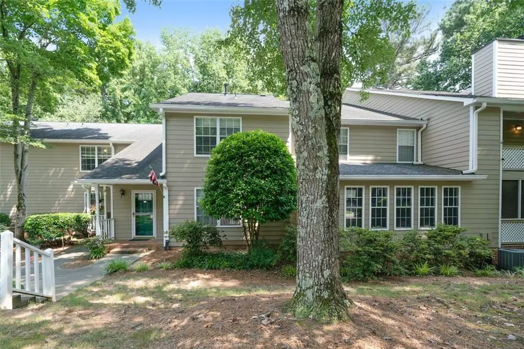 Dunwoody, GA 30338,4493 PINERIDGE CIR