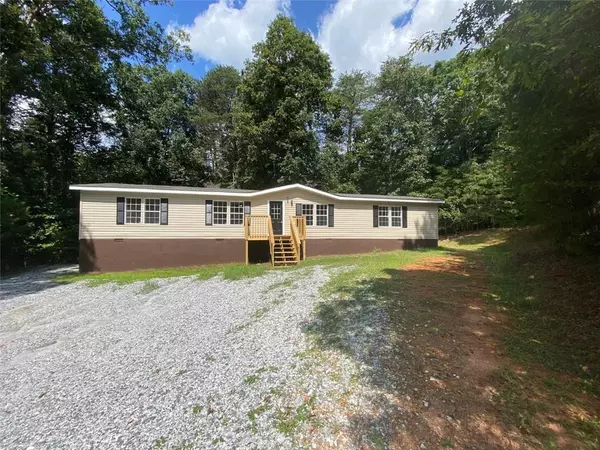 Cleveland, GA 30528,447 Oak View TRL