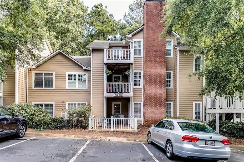 Marietta, GA 30067,2198 River Heights CT SE