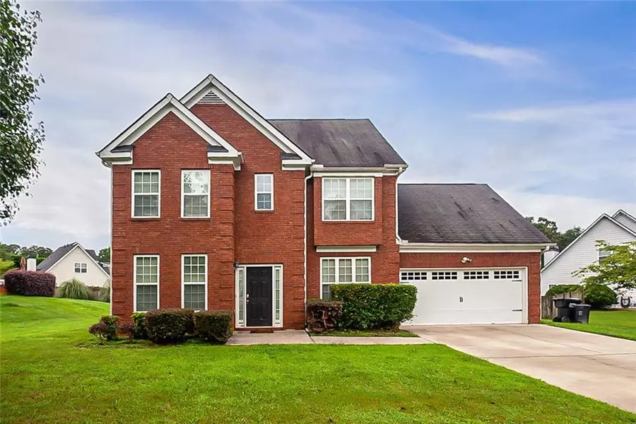 1813 Bailey LN, Lithia Springs, GA 30122