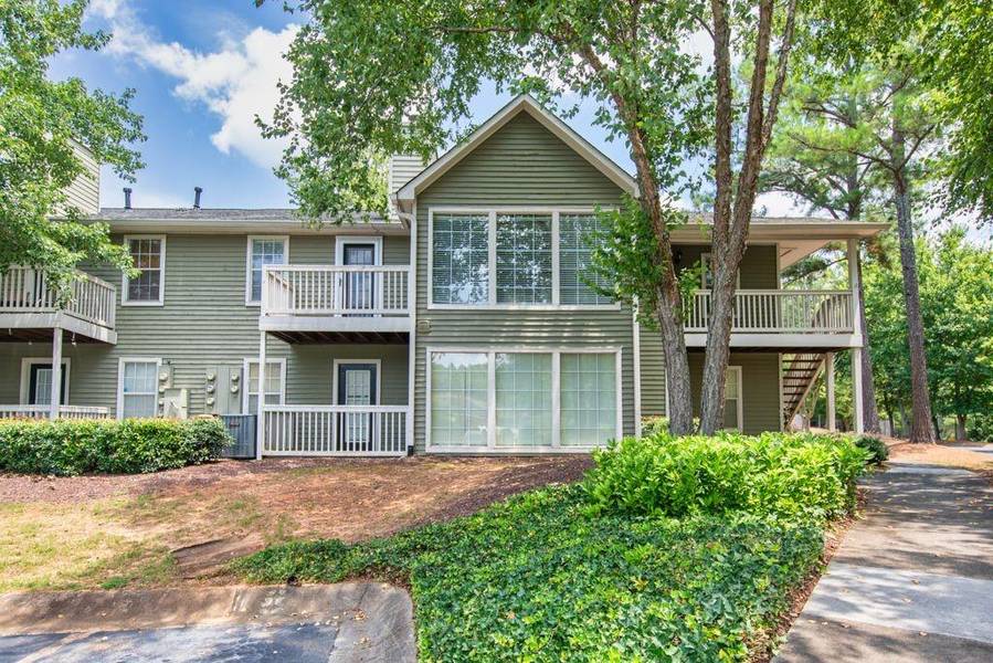 608 Olde Mill LN, Norcross, GA 30093