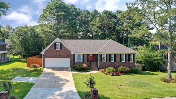 2884 OVERWOOD LN, Snellville, GA 30078