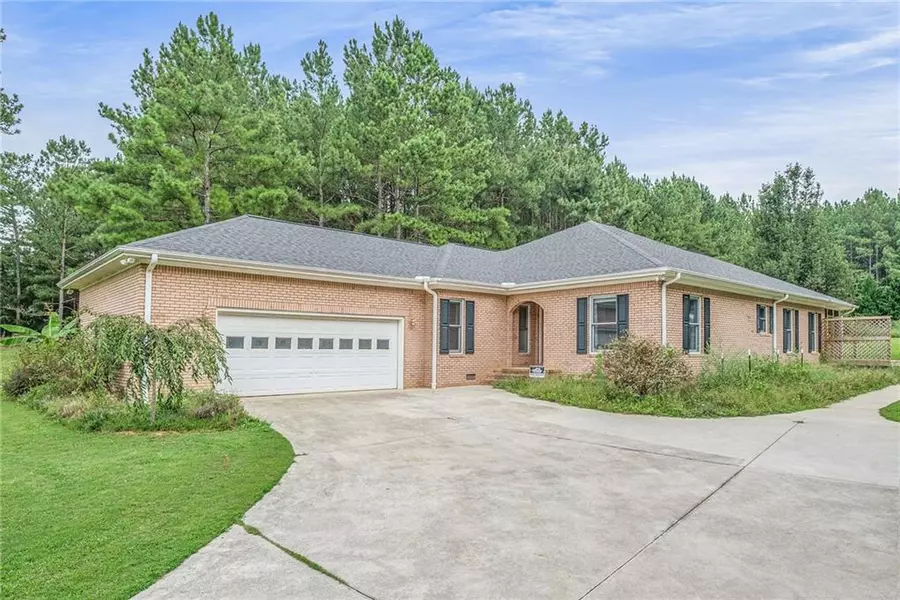 216 SHAWNEE TRL, Toccoa, GA 30577