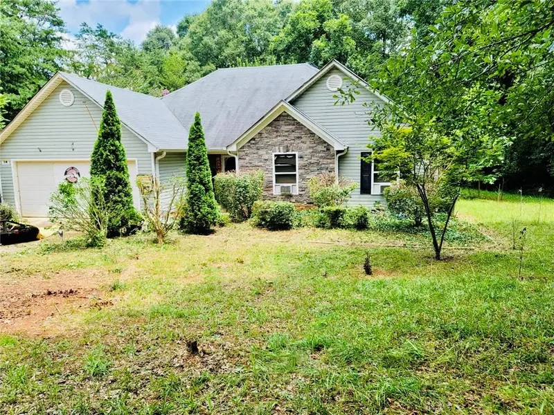 207 Indian Creek RD, Locust Grove, GA 30248