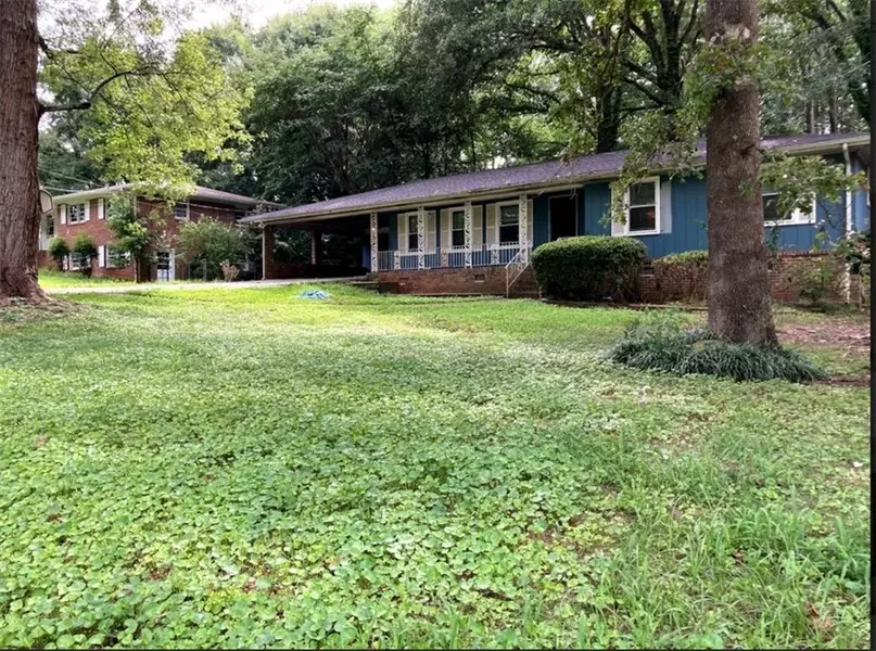 449 Navarre DR, Stone Mountain, GA 30087