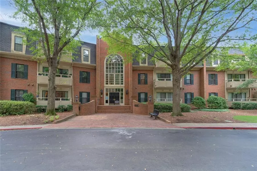 25214 Plantation DR NE #214, Atlanta, GA 30324