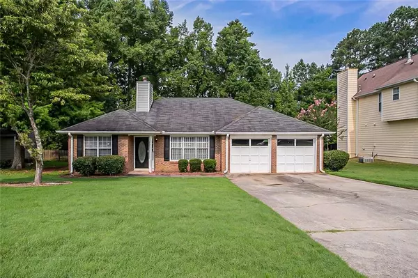 12209 Cypress LN, Fayetteville, GA 30215