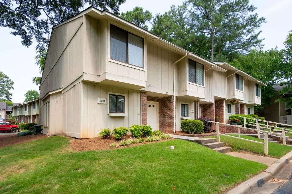 Marietta, GA 30067,2180 Surrey CT SE #21