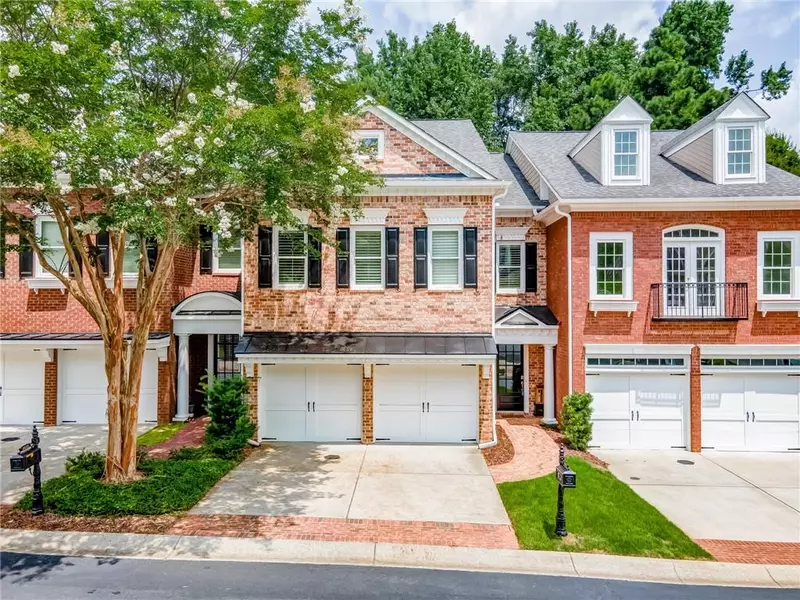 2423 Loxford LN, Alpharetta, GA 30009