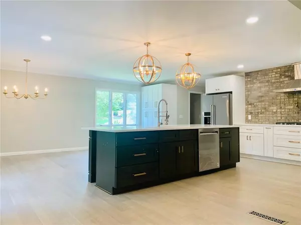 Cartersville, GA 30120,1 Walnut DR