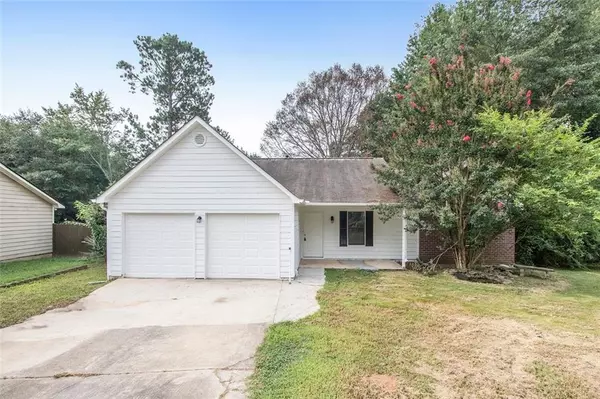 1519 CARRIAGE LN, Jonesboro, GA 30238