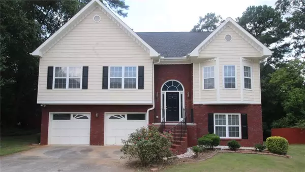 3160 Garmon Oak TRL, Lawrenceville, GA 30044