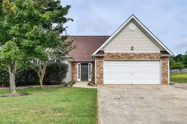 123 Wards Creek LN, Dallas, GA 30132