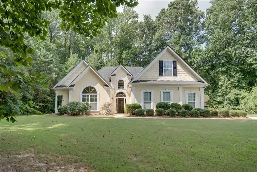 60 Blue Grass WAY, Oxford, GA 30054