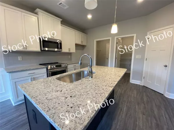 Lawrenceville, GA 30044,1590 Sugar Glen CT #2