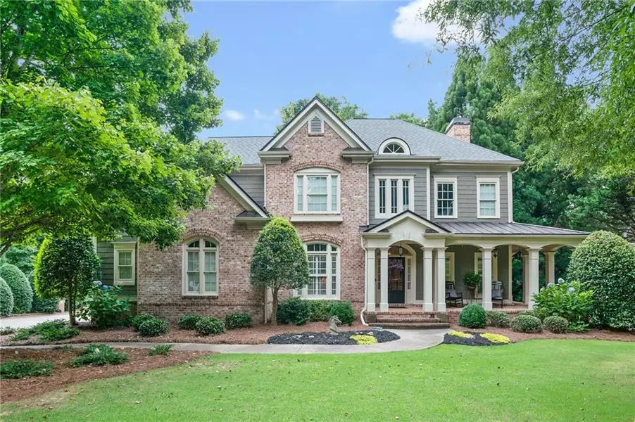 6040 Laurel Oak DR, Suwanee, GA 30024