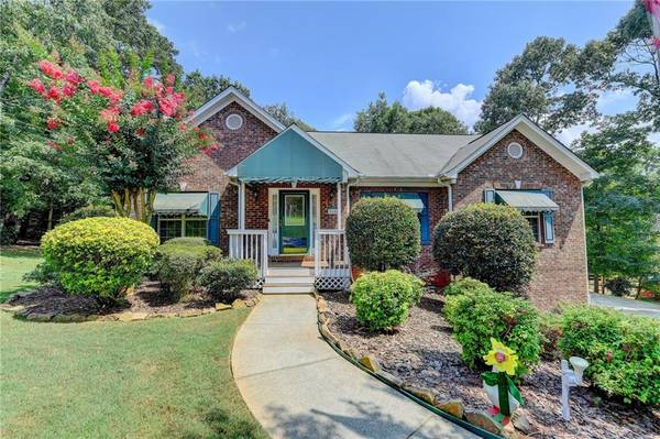 5650 Gayle TRL, Gainesville, GA 30506