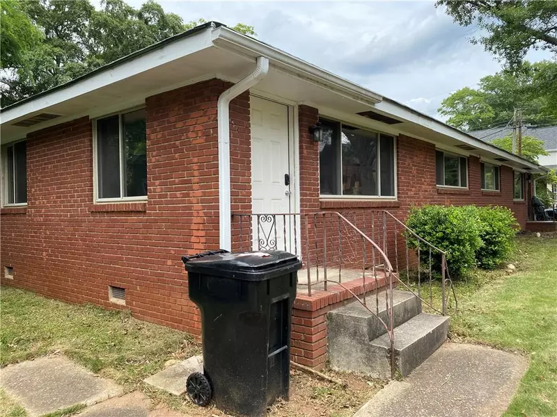 3447 Pierce ST, College Park, GA 30337