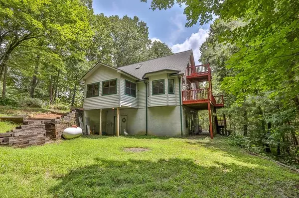 Ellijay, GA 30540,681 Mango LN