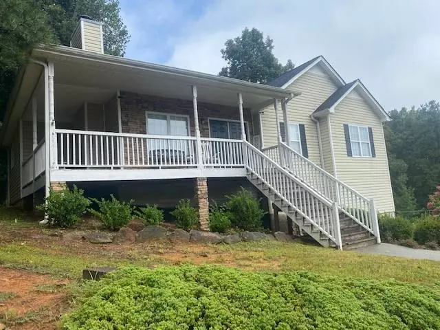 28 Greenway Drive, Dallas, GA 30157