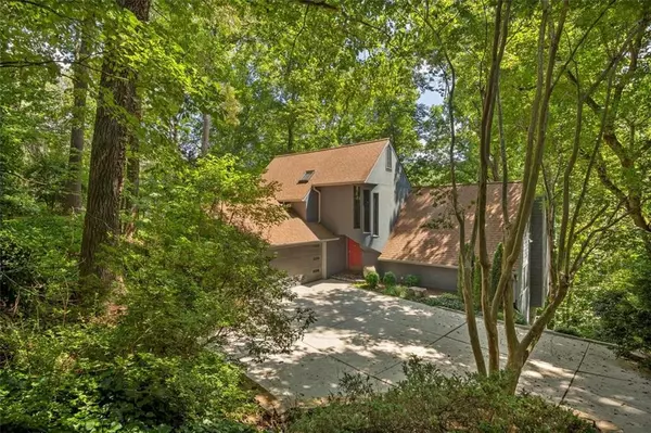 Sandy Springs, GA 30328,100 Mountain Creek TRCE