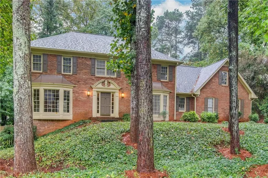 255 Glen Meadow CT, Sandy Springs, GA 30328