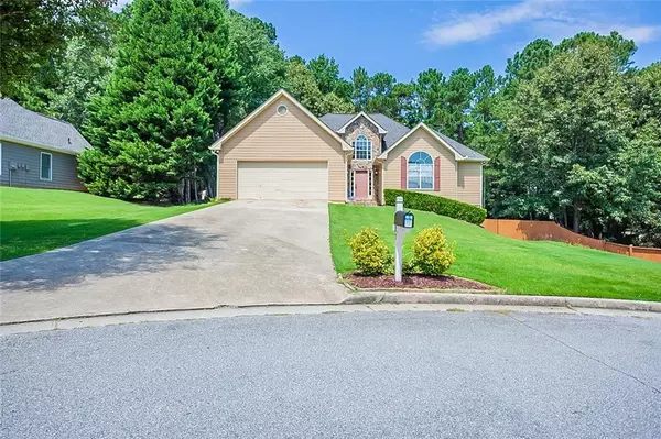 1871 Flowering DR, Grayson, GA 30017