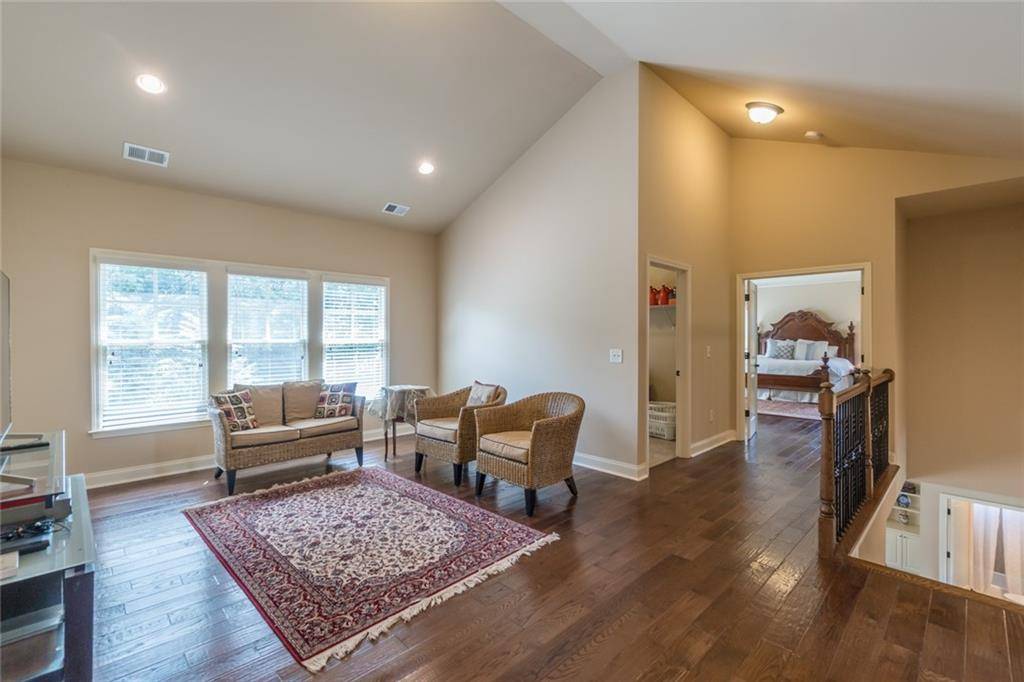 Johns Creek, GA 30022,10280 Meadow Crest LN