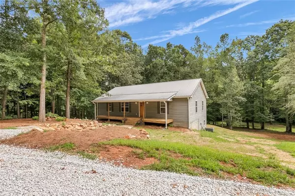 Bowdon, GA 30108,482 OLD ROANOKE RD